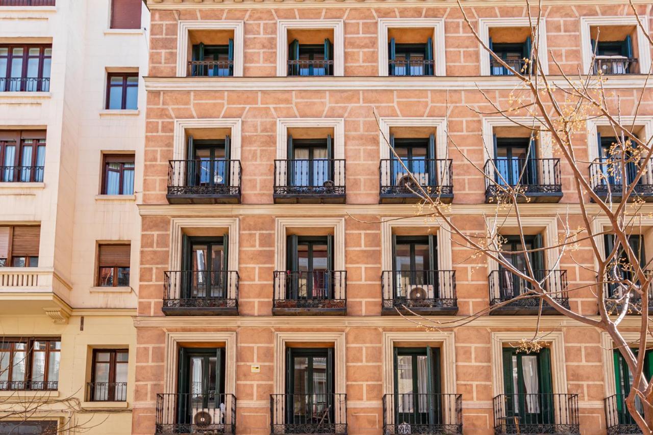 Centrico Plaza Espana - Gran Via มาดริด ภายนอก รูปภาพ